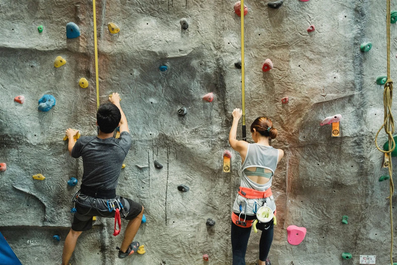 Escalada em rocha natural